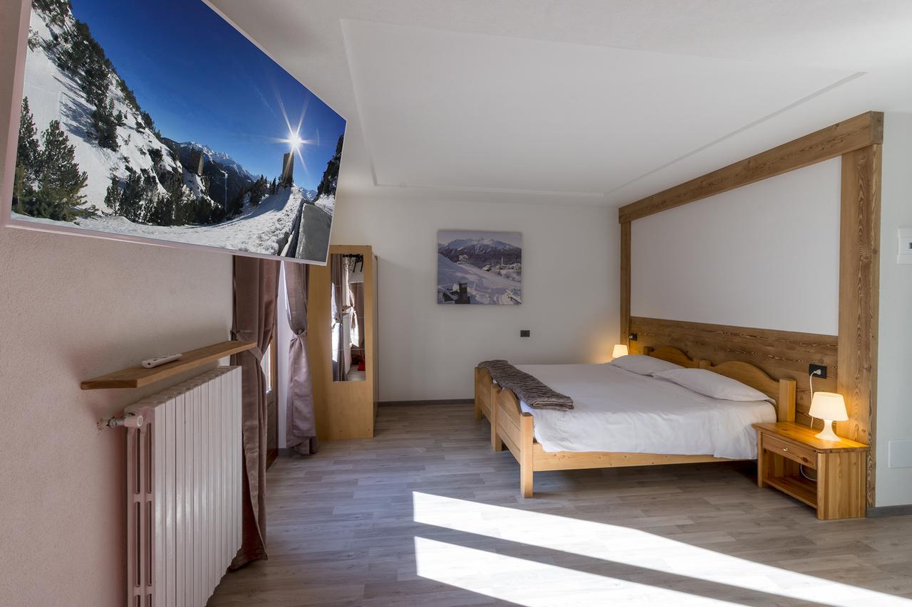 Hotel La Val Isolaccia Exteriér fotografie